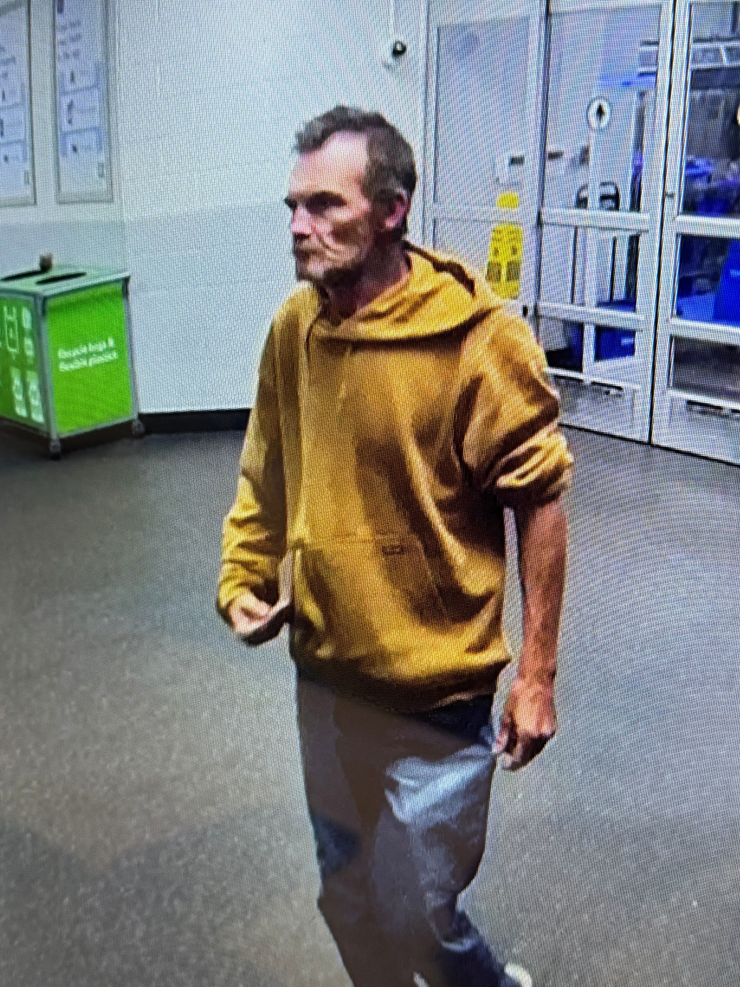 Police identify man accused of burglarizing Clarksville Walmart