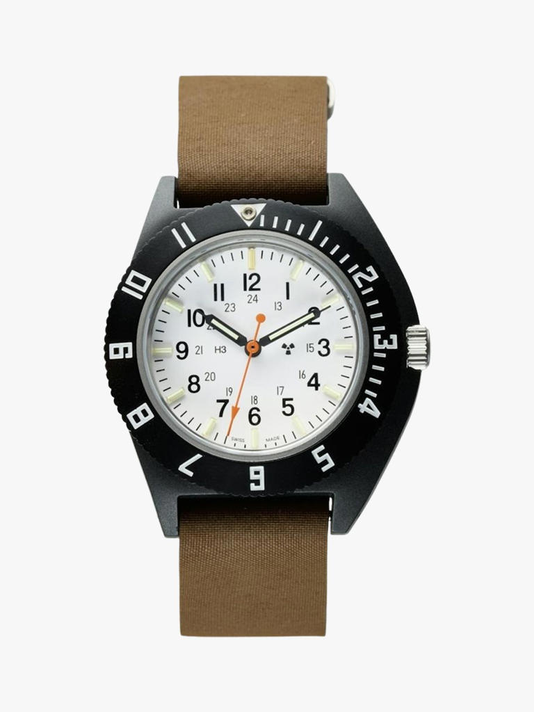 This revamped field watch is more fall-coded than pumpkin spice