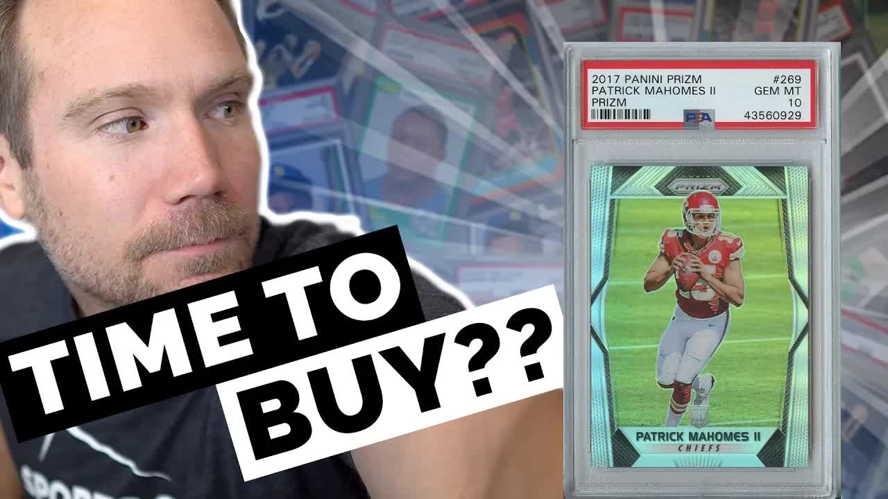When to buy and sell football cards to maximize profit