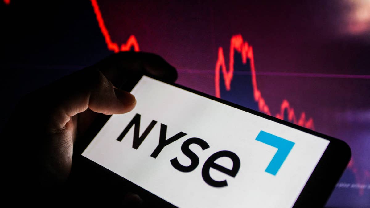Wall Street giants worth $17 trillion reject new trading plan