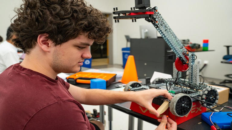 In a repurposed Navy town, teenagers are learning to build the ...
