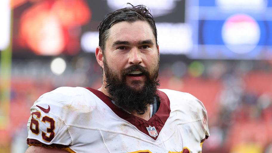 Lucas Patrick’s sack-free start hasn’t settled Commanders’ center question