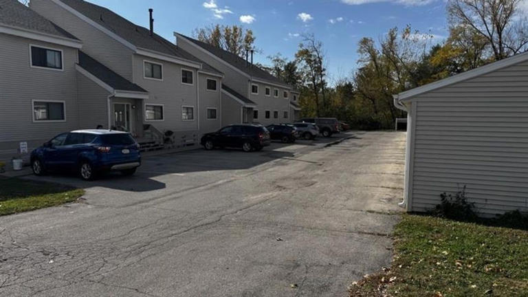 Adult and juvenile rescued from Cedar Rapids apartment fire; both ...