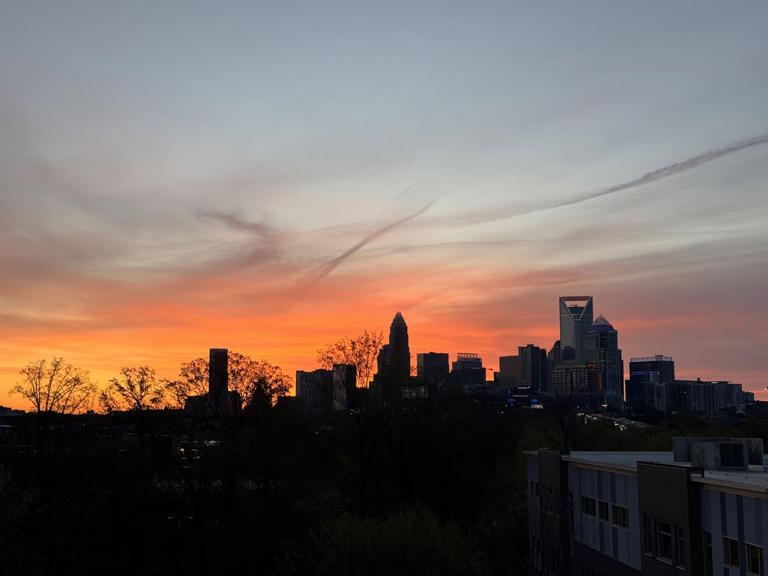Clocks fall back this weekend as permanent daylight saving time bill stalls
