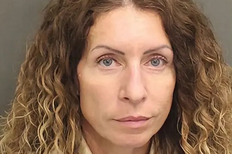 Mom left 4 kids home alone to visit Vegas despite learning one was in hospital