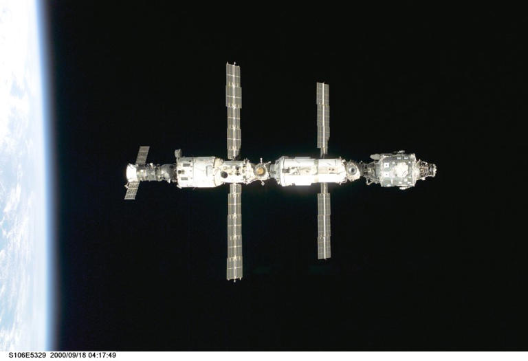Russia may permanently seal an ISS compartment after years of trying to ...