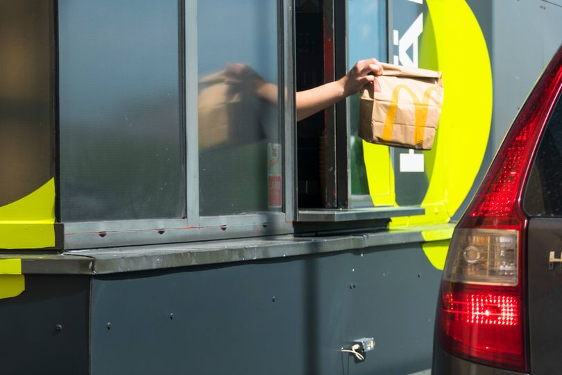 Man trots through McDonald's drive-thru on his horse and staff's ...