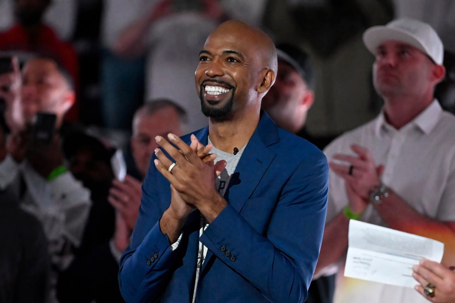 Gampel Pavilion Rip Hamilton sign is up for auction