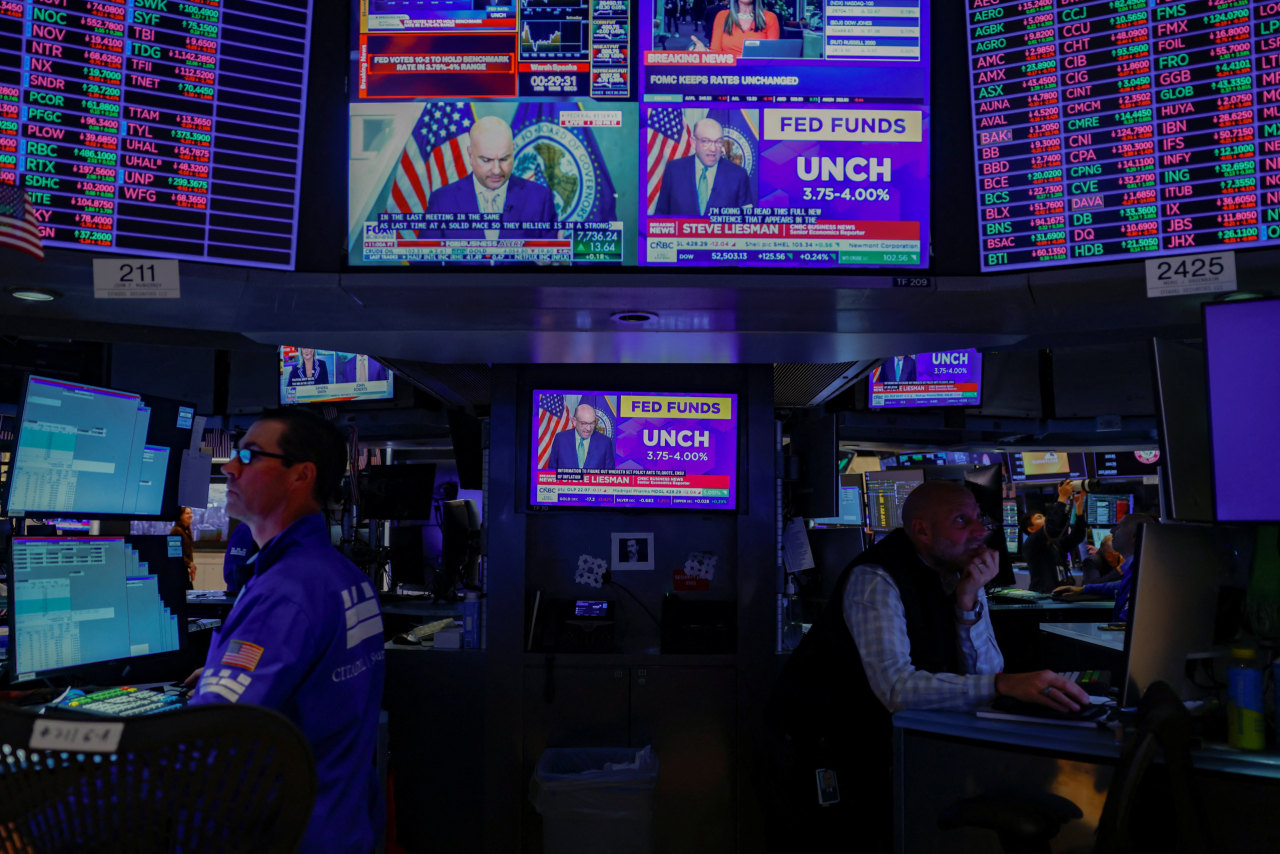 The Fed held steady on rates, leaving investors to sit tight, too