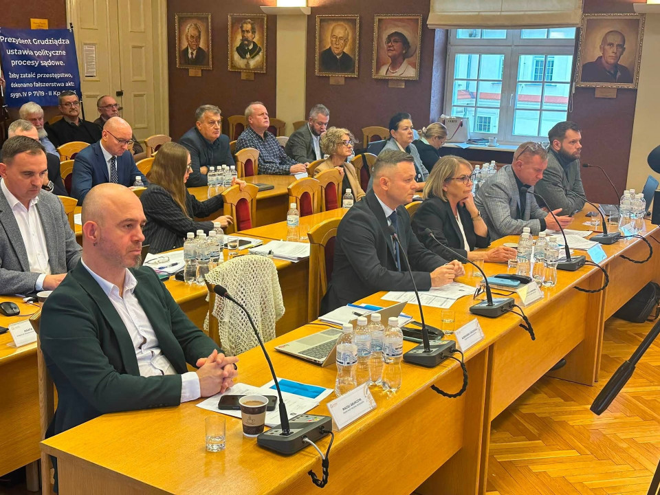 To jedyna opcja ratunku. Nie ma innej. Radni Grudziądza chcą, by ...