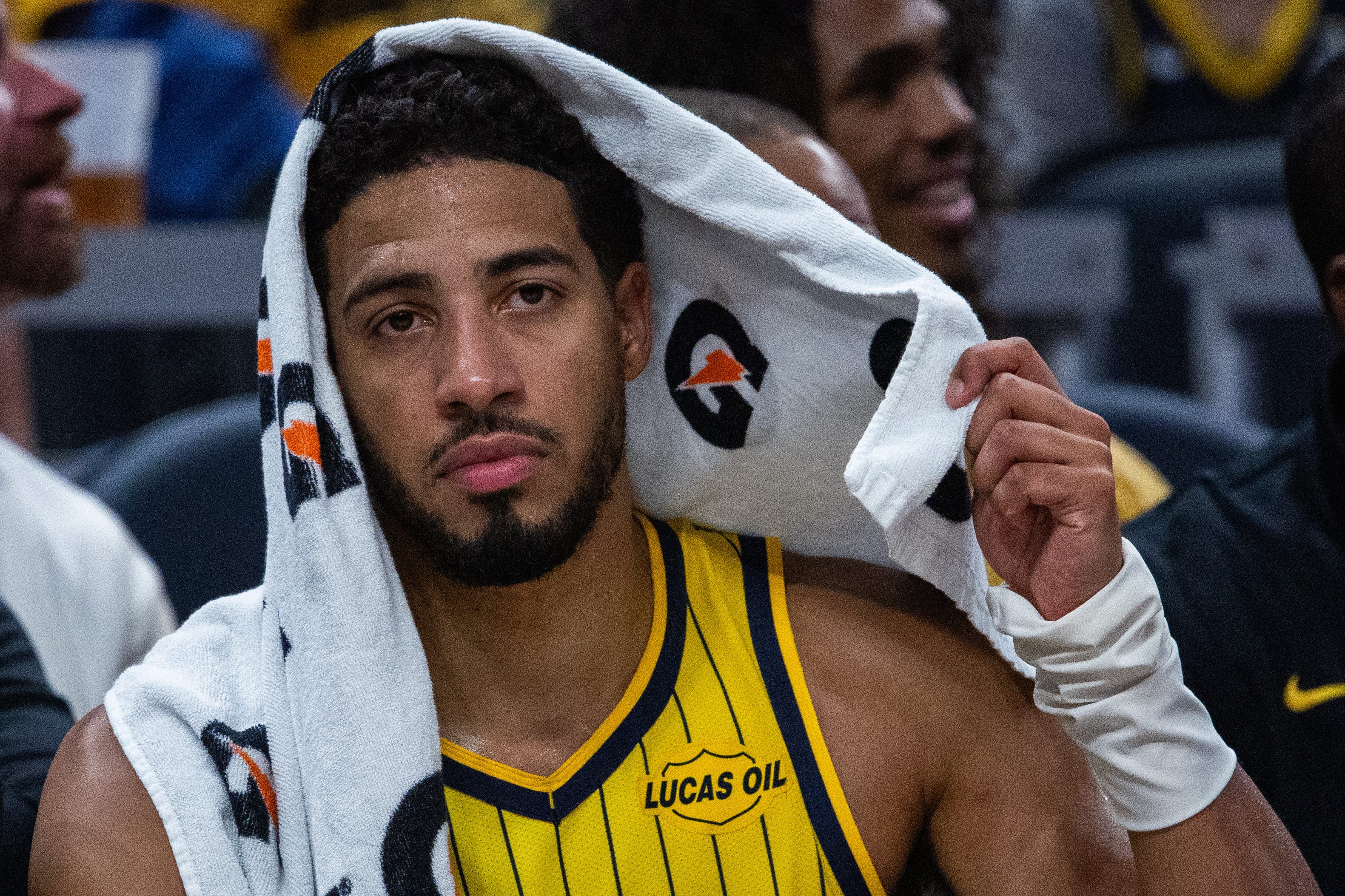 An absurd number of NBA players are on injury reports just 1 week into ...