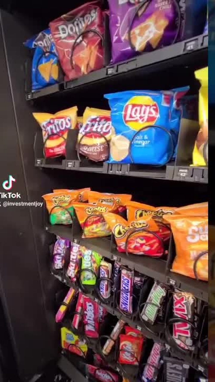 How much does a snack vending machine make?