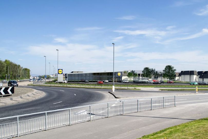 Tesco to launch legal challenge over DfI approval for Lidl store in Co ...
