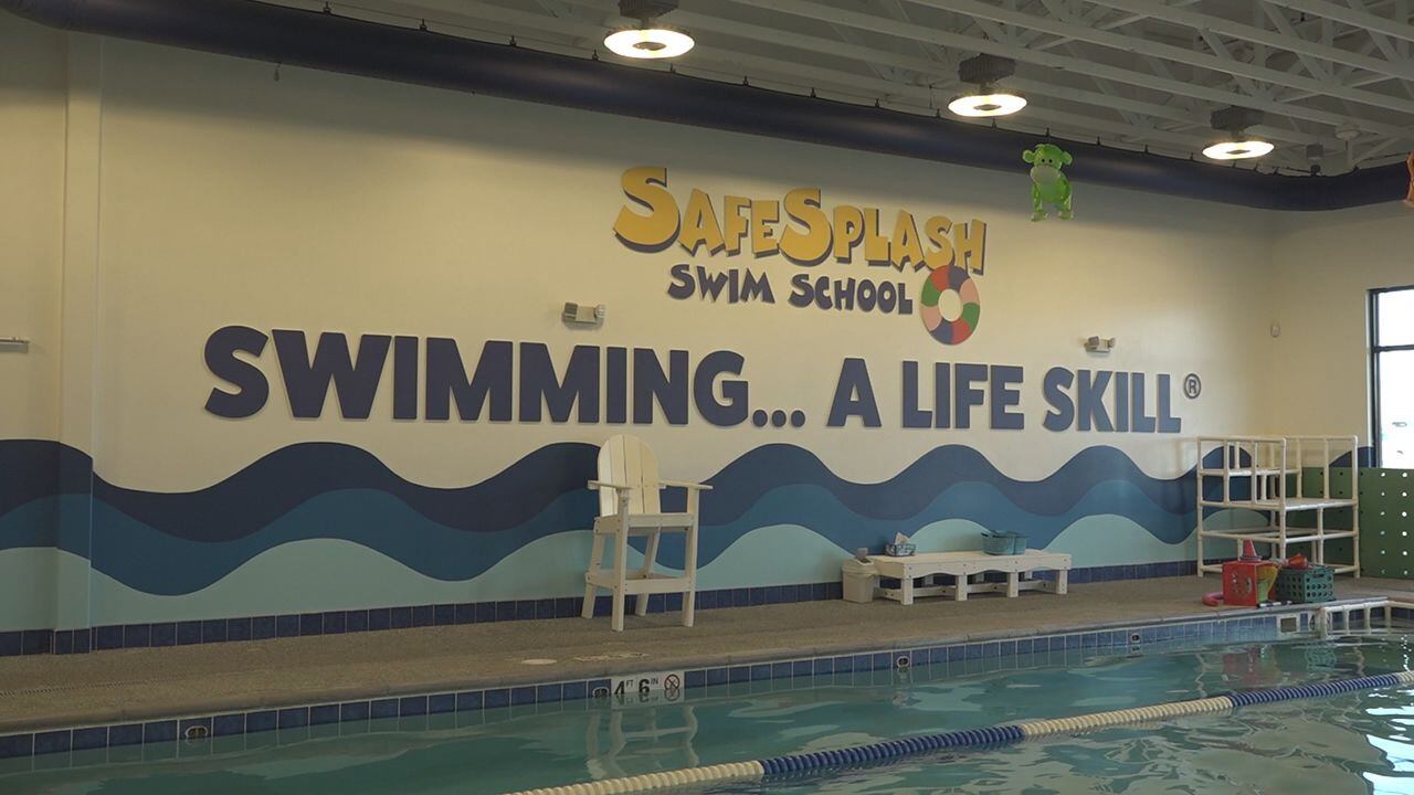 Affordable swim lessons for adults swimming into Perrysburg