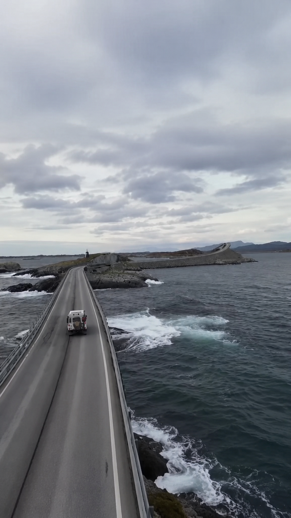 Driving through Norway’s diverse landscapes