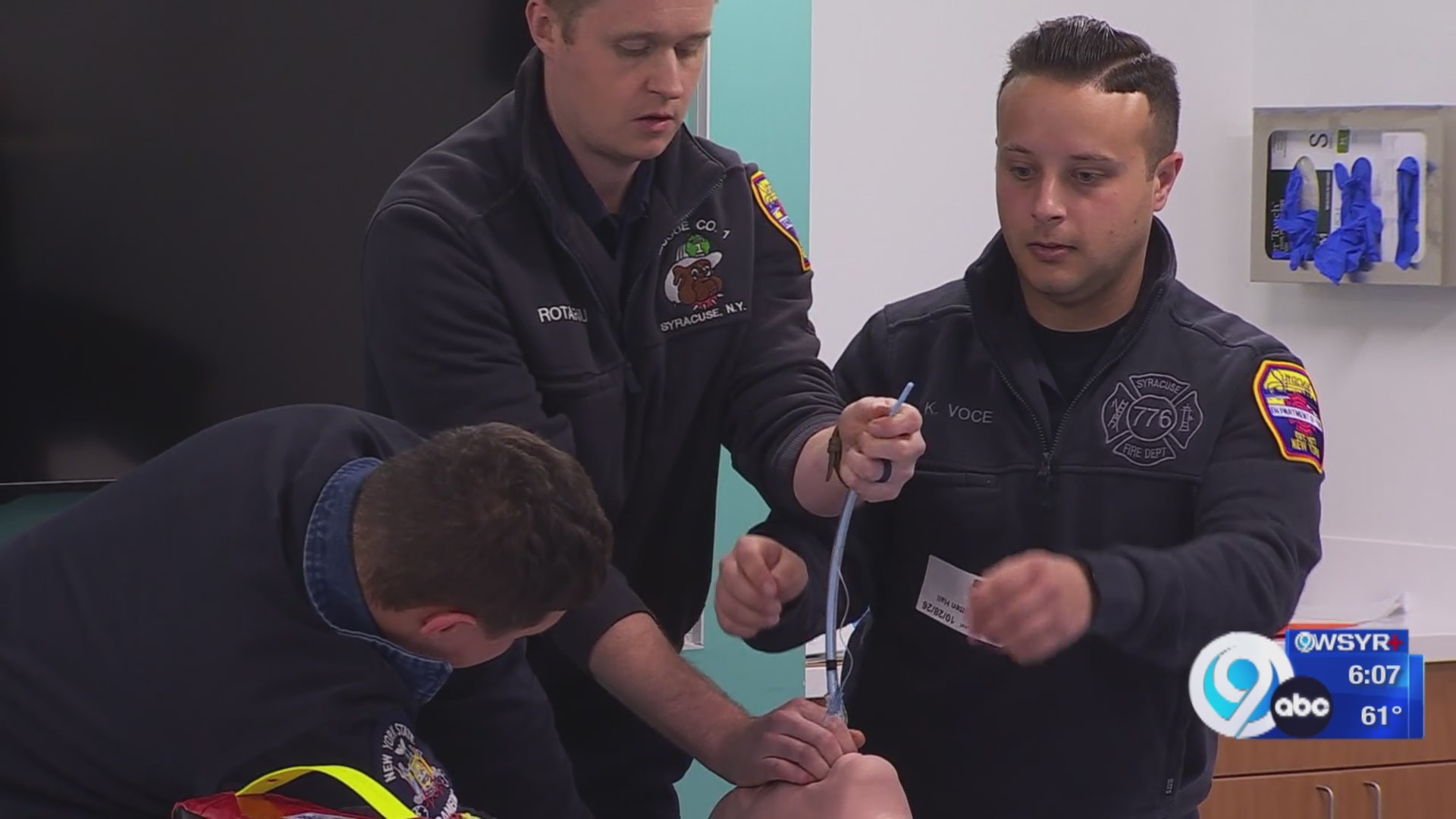 Upstate Medical's simulation center hosts first paramedic training