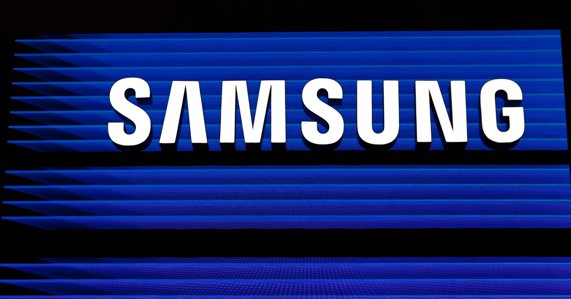 Samsung Electronics shares slid despite record profit in the third-quarter