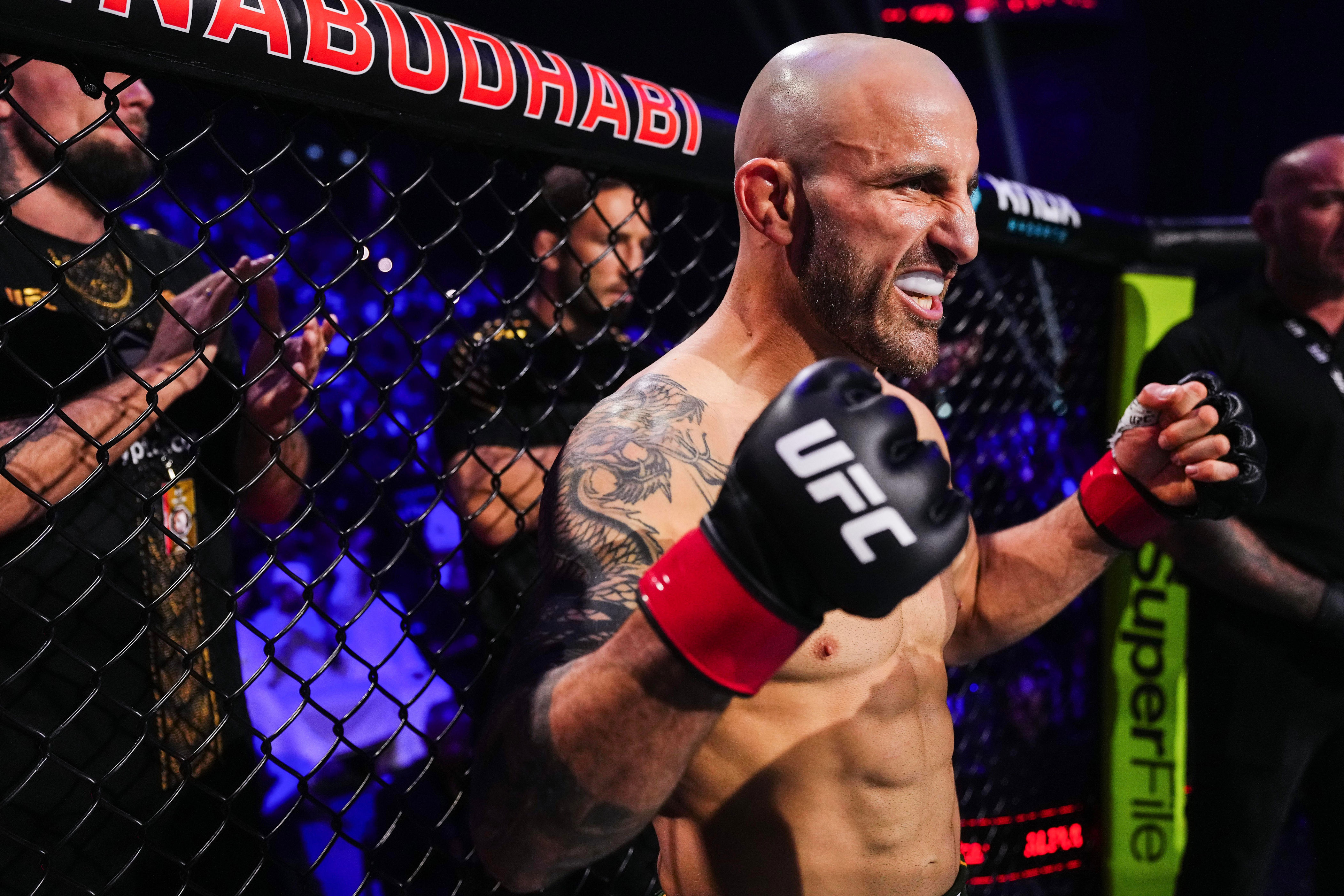 Alexander Volkanovski believes Aljamain Sterling deserves title shot over Brazilian knockout artist — in a great position