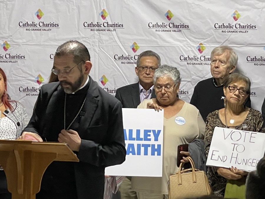 Religious, community leaders urge voters to help end hunger in Rio ...