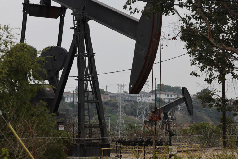 LA pushes oil drilling shutdown despite industry warnings of lawsuits ...