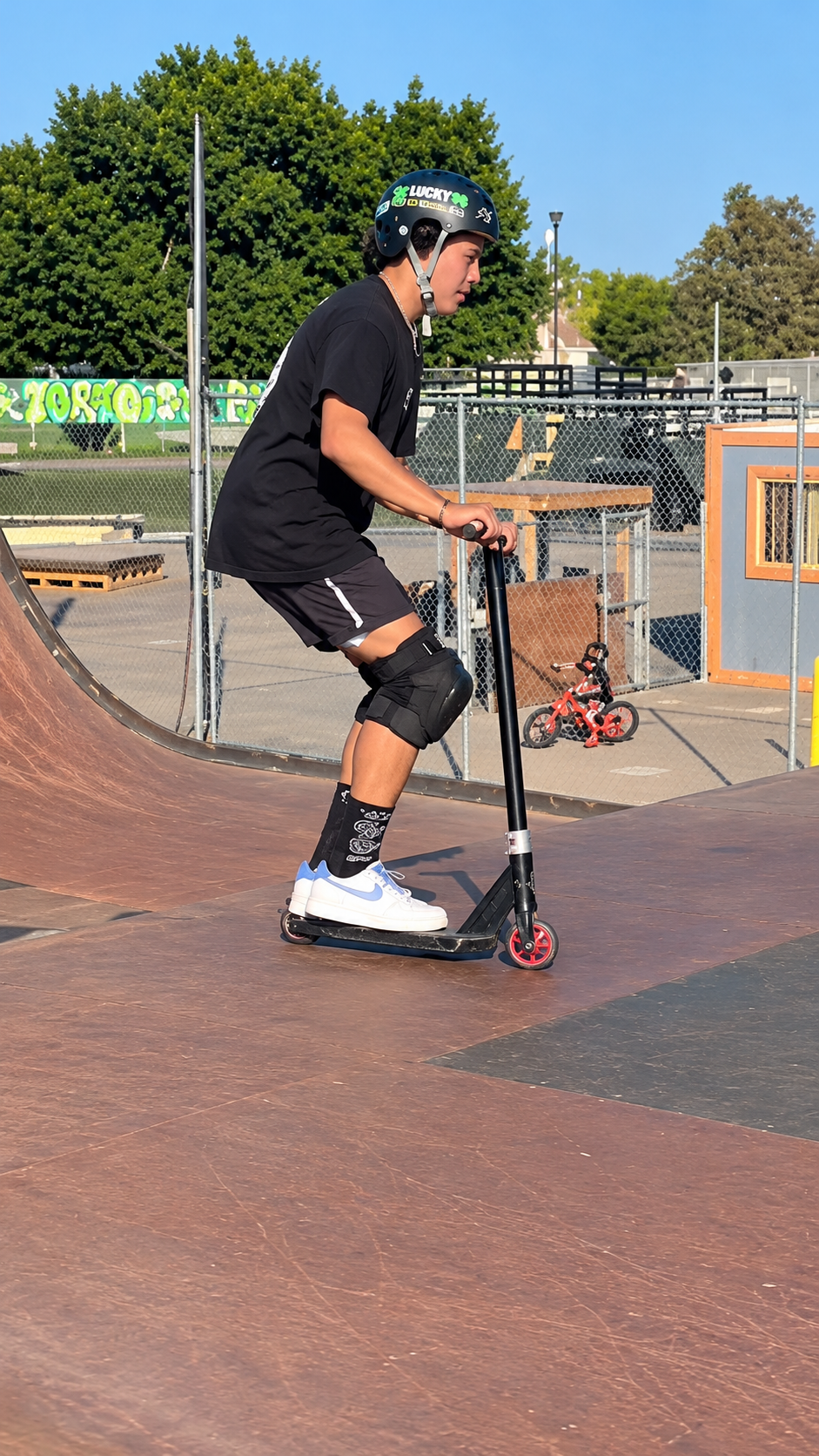My scooter session at the skatepark, one pass on the ramp