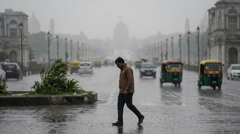 IMD issues yellow alert for Delhi-NCR as rain and hailstorms forecast