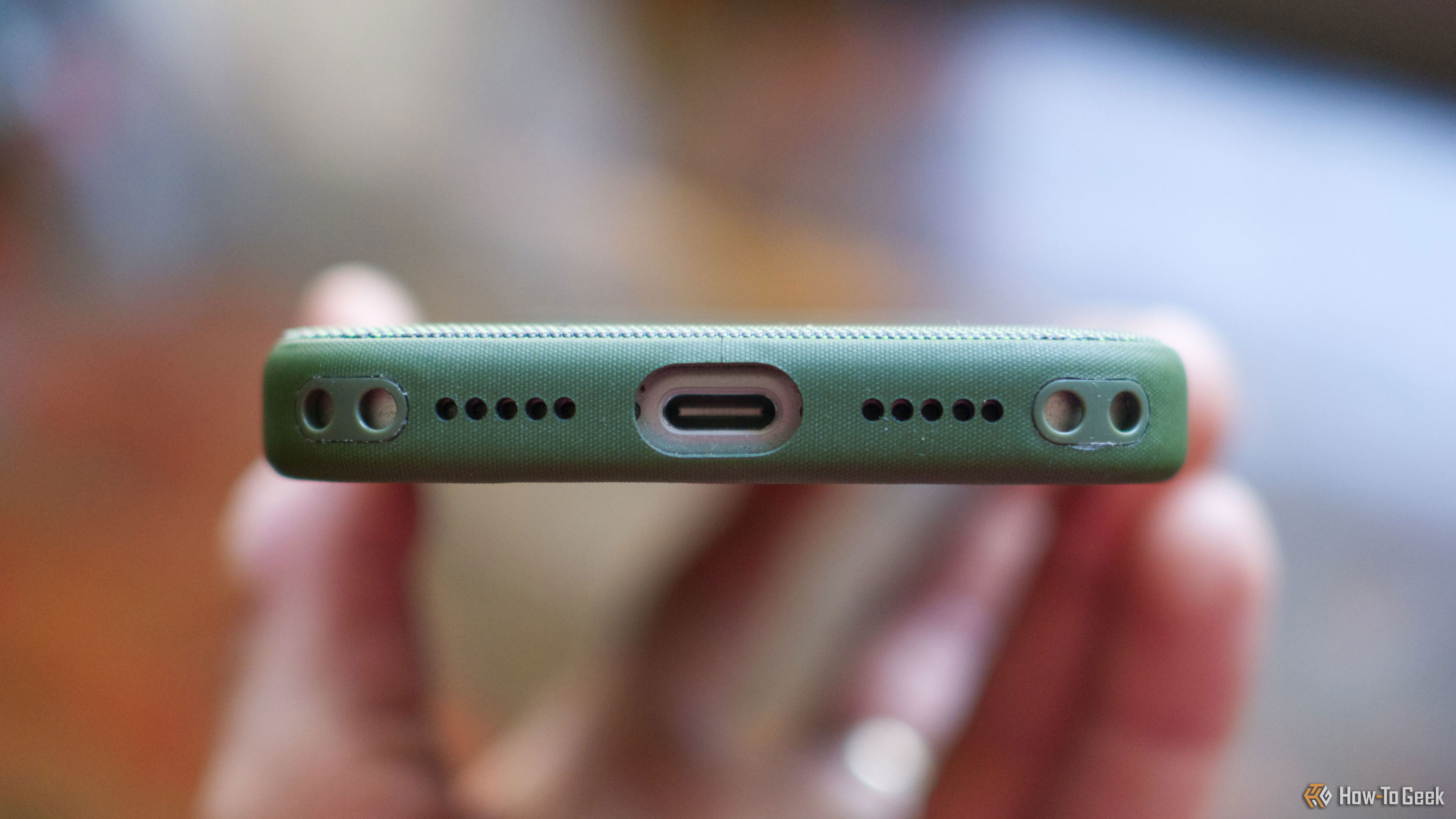 13 things you can connect to your iPhone's USB-C port
