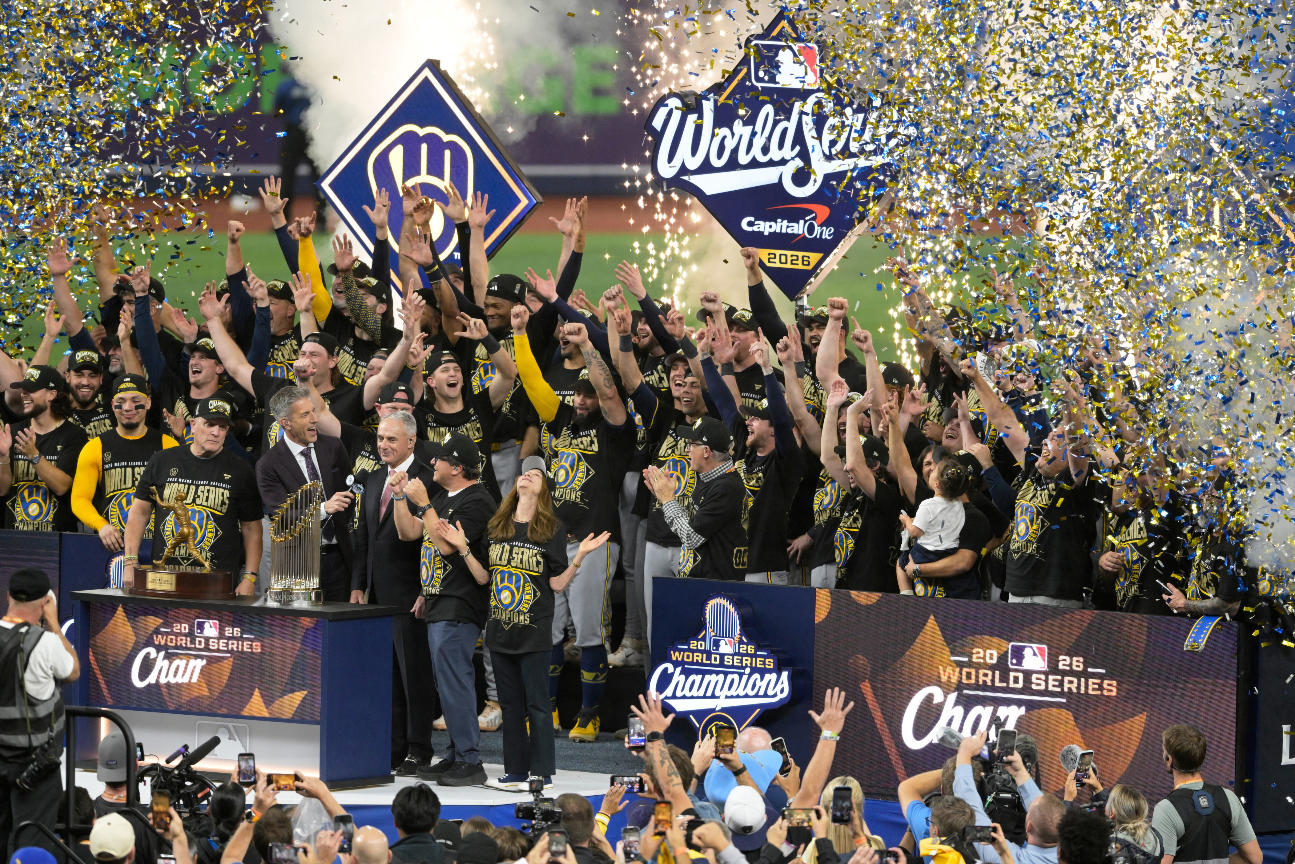 Milwaukee Brewers win first World Series title in team history!