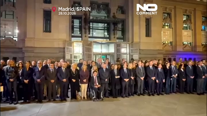 Spain: Madrid mourns train crash victims as rescuers work through the night