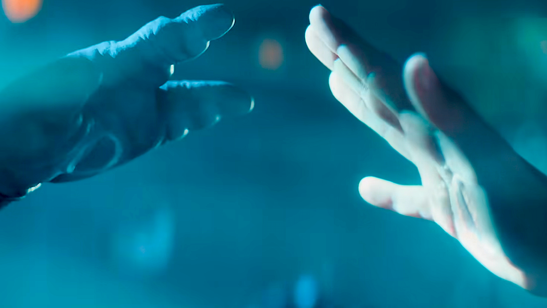 Netflix's new sci-fi adventure serves up an unofficial 'ET.' sequel in ...