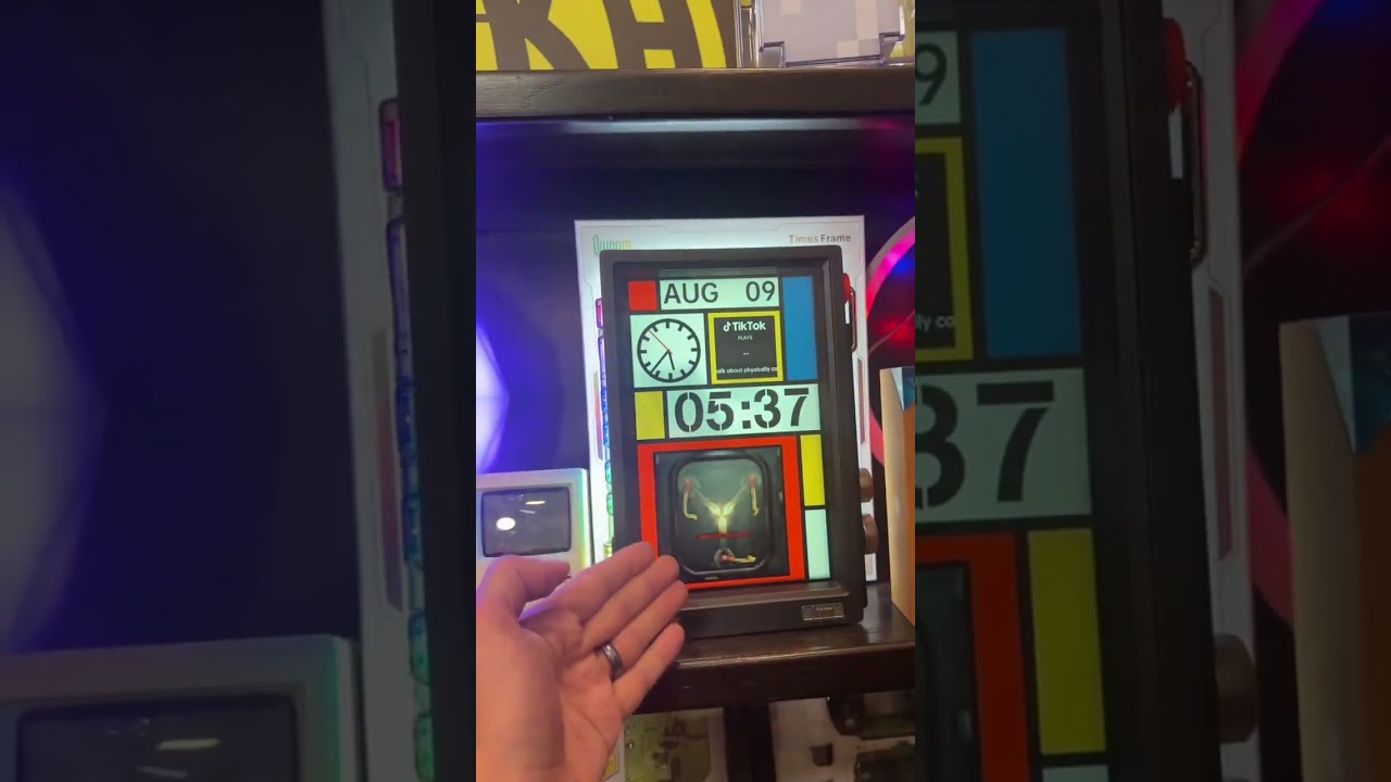 DIVOOM Times Frame: Pixel art display now discounted!