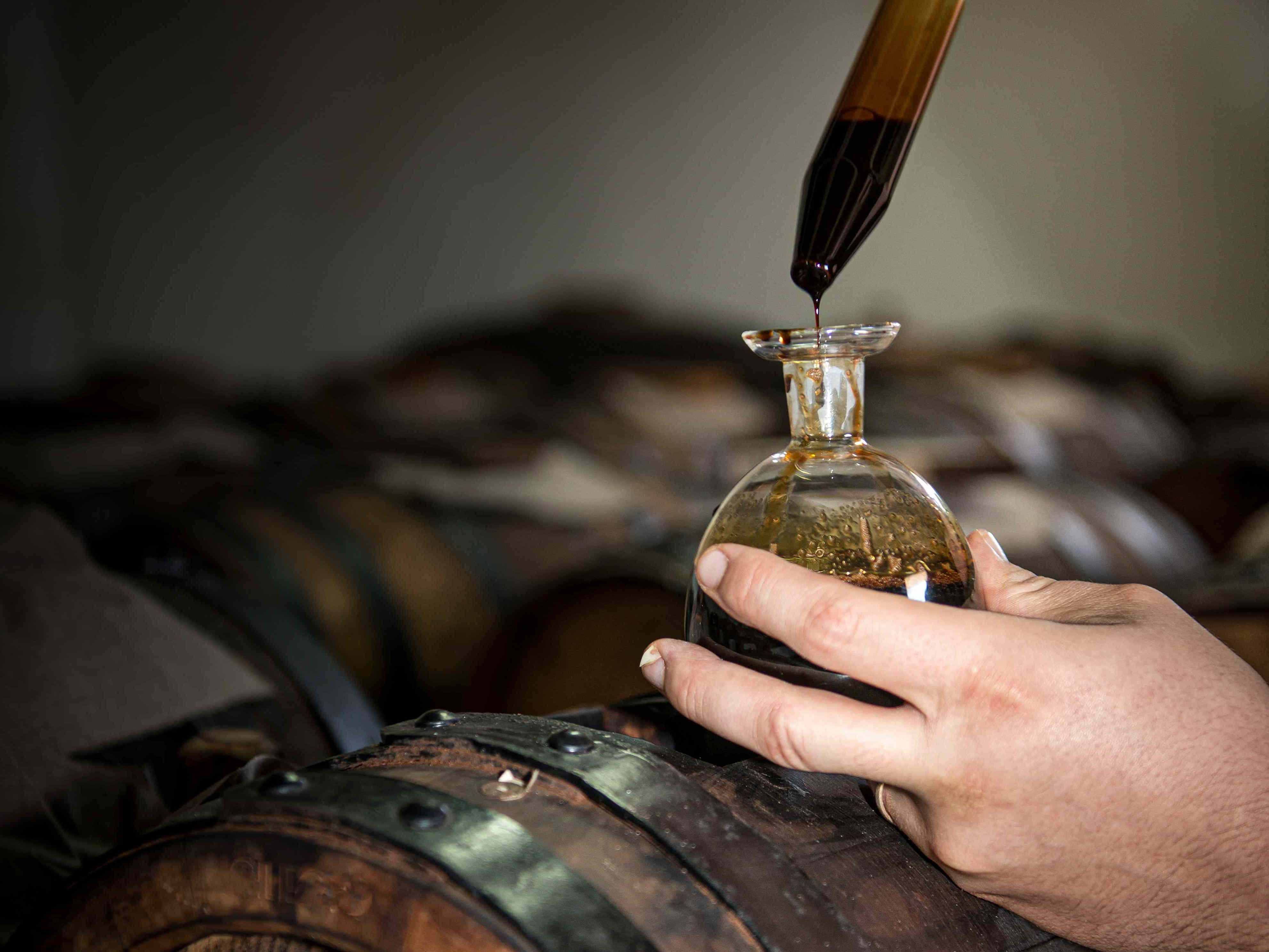 Don't waste money on disappointing balsamic vinegar—look for this on ...
