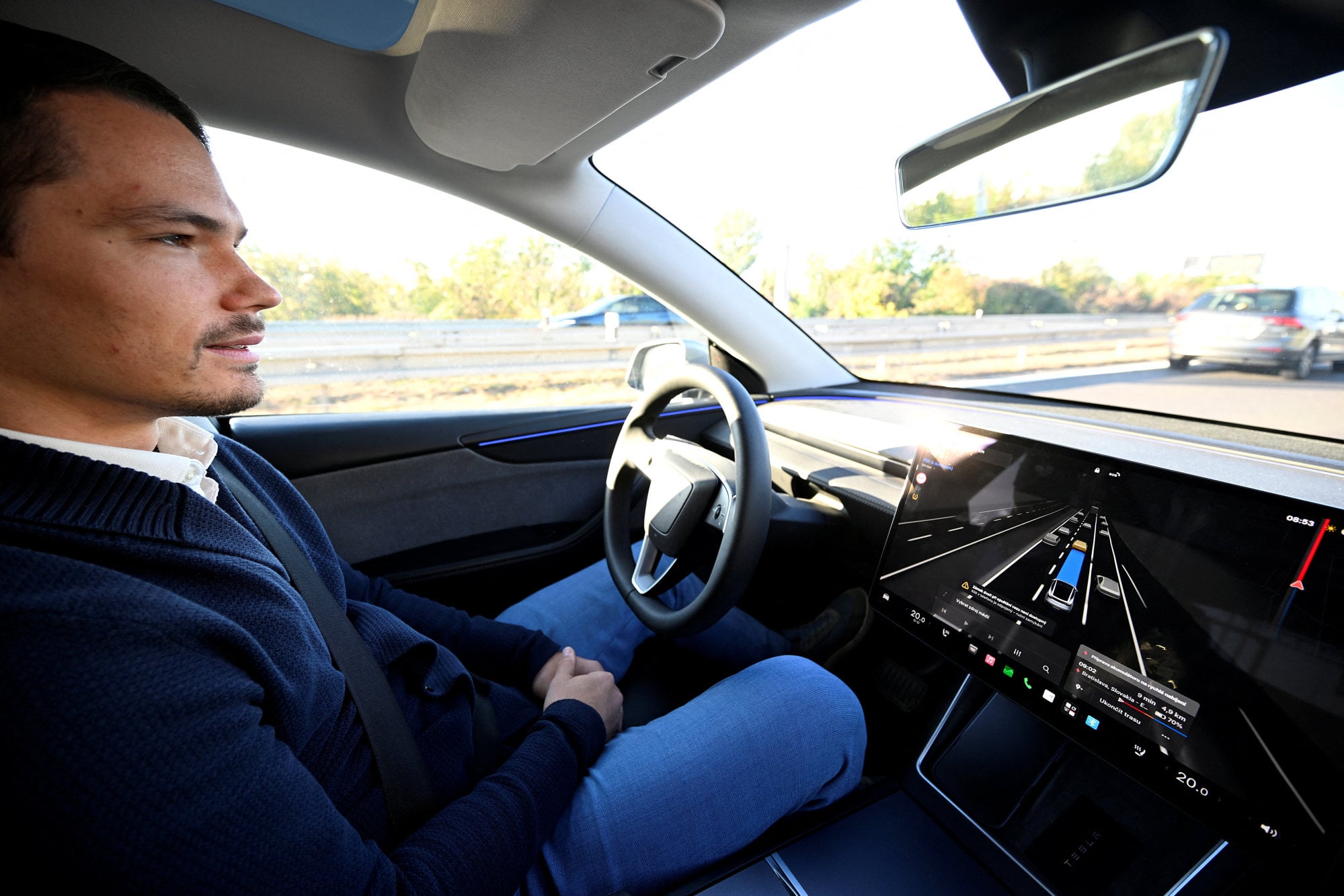 Tesla owners in South Korea lose legal battle over full self-driving ...