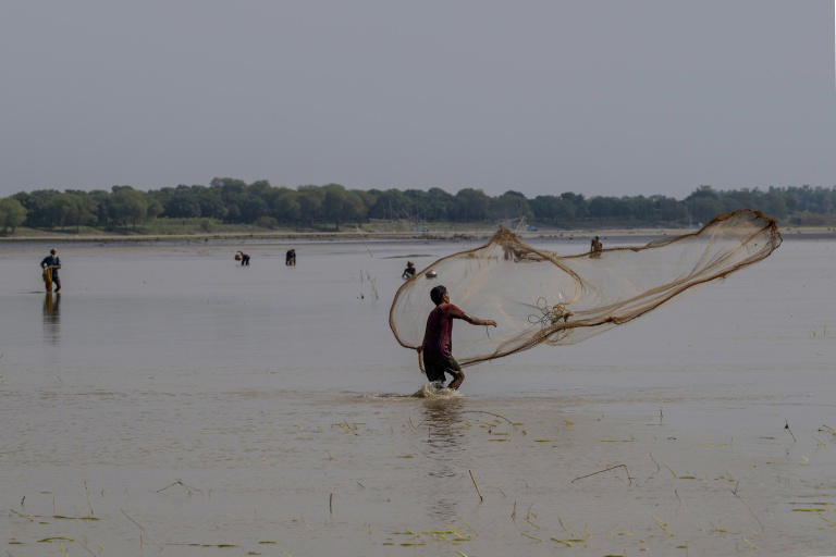 Bangladesh scrambling as Ganges water treaty to expire