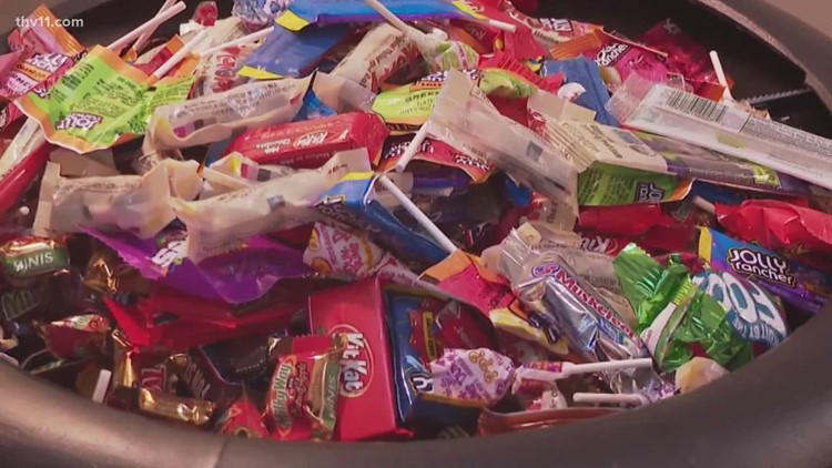 Halloween candy prices rise 7.7% amid global supply chain & tariff ...