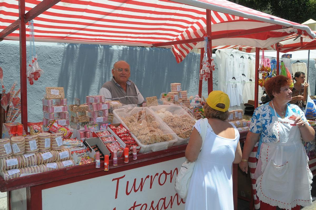 Ni Jijona, ni Alicante: el mejor turrón de almendra de España se hace ...