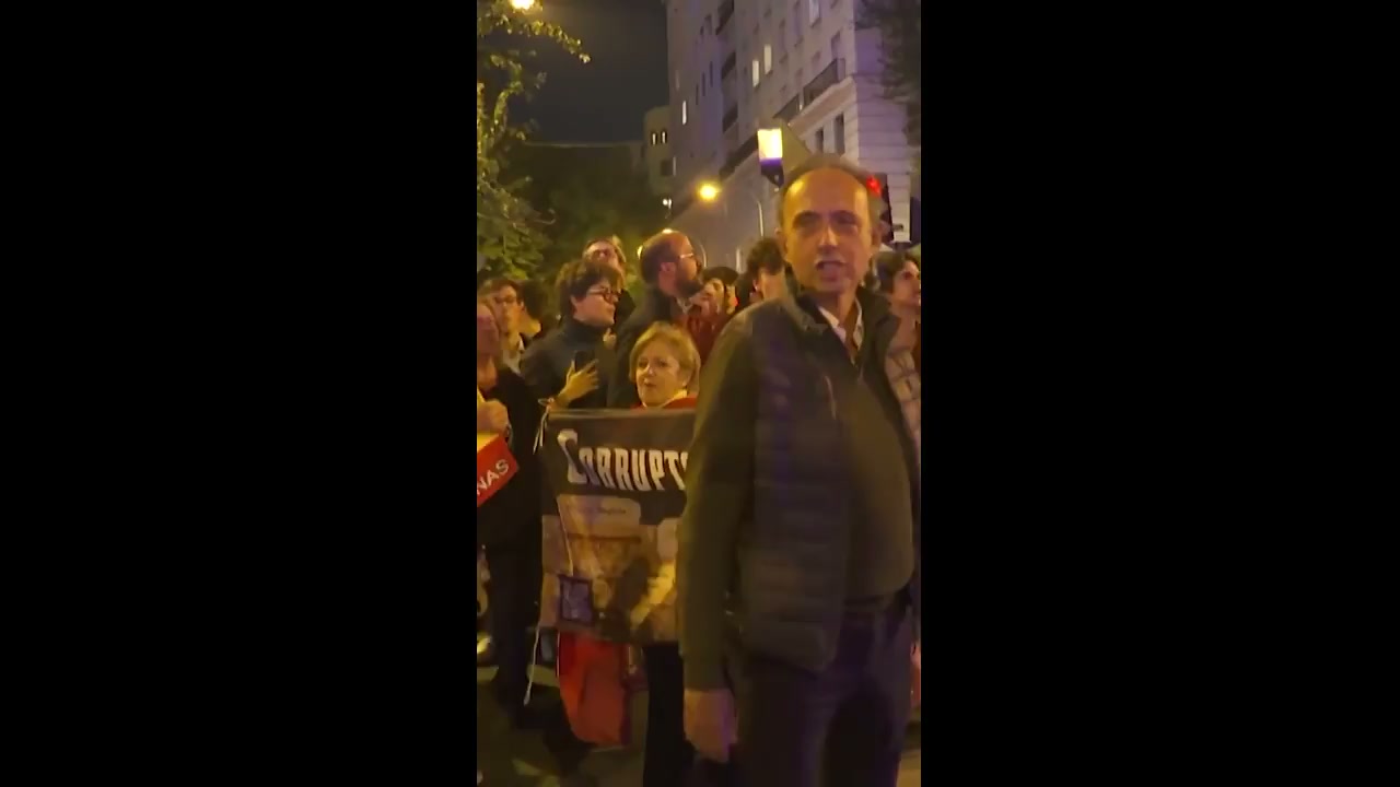 Violent protests erupt over deadly Spain train crash