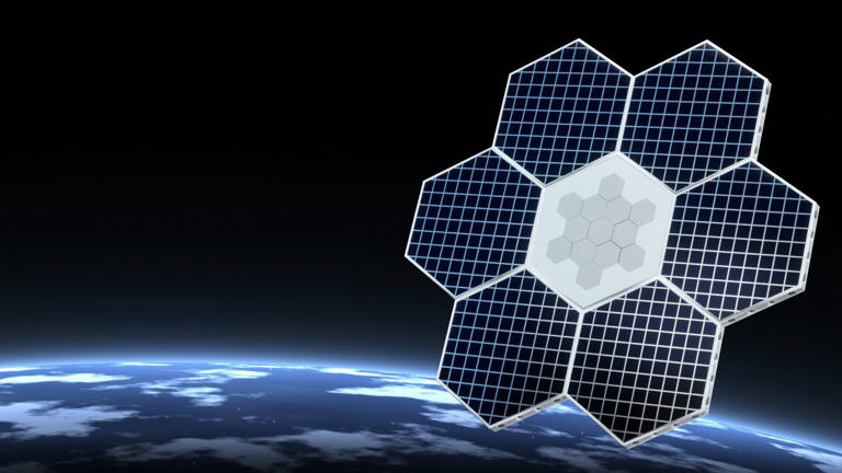 Shape-shifting space tiles to assemble, split and rebuild spacecraft ...