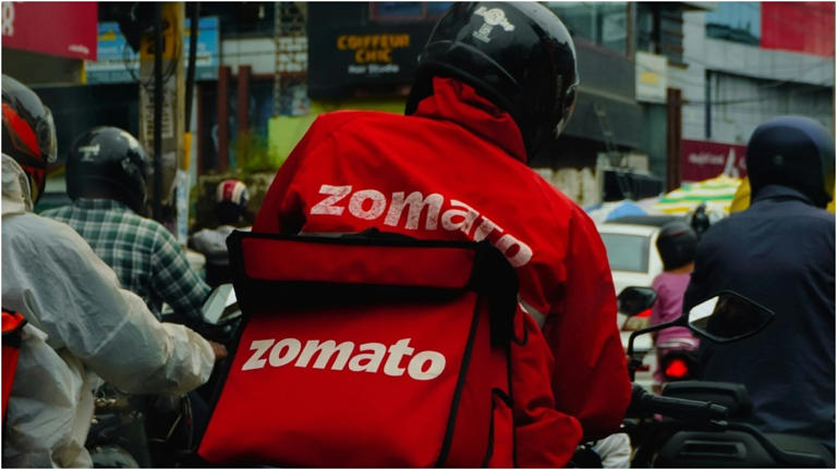Delhi man's 'Mehmaan mode' pitch to Zomato founder Deepinder Goyal gets ...