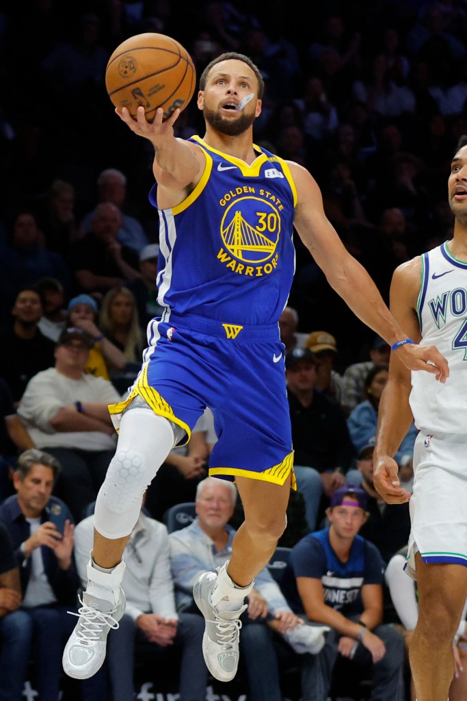 Steph Curry proves he’s still got it matching stunning LeBron James ...