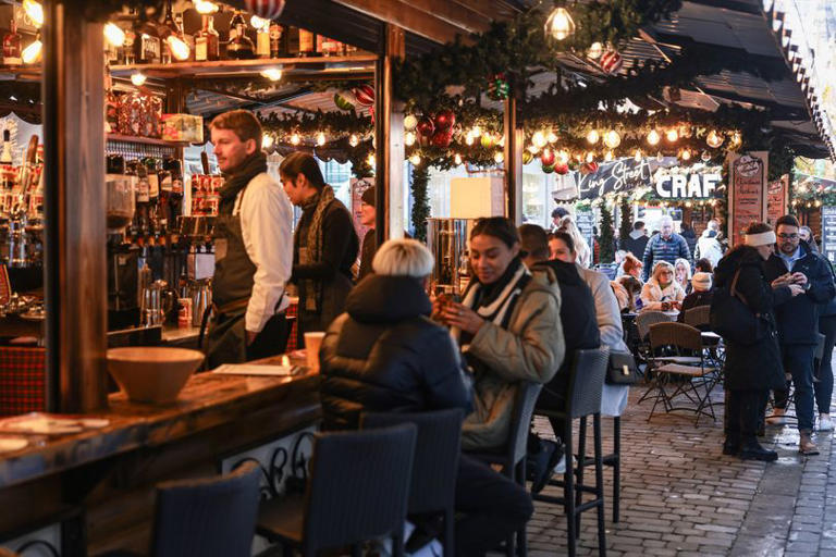 Manchester Christmas Market 2026 full list of locations, map, dates ...