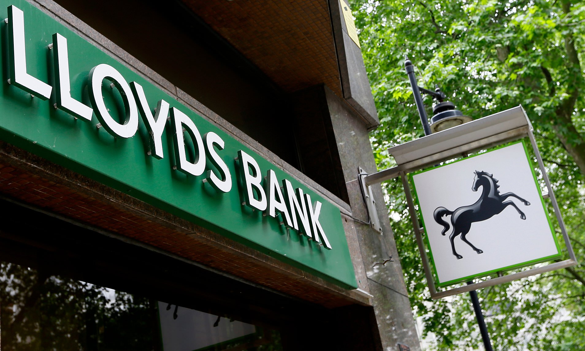Lloyds urges Healey to keep bank tax raid temporary