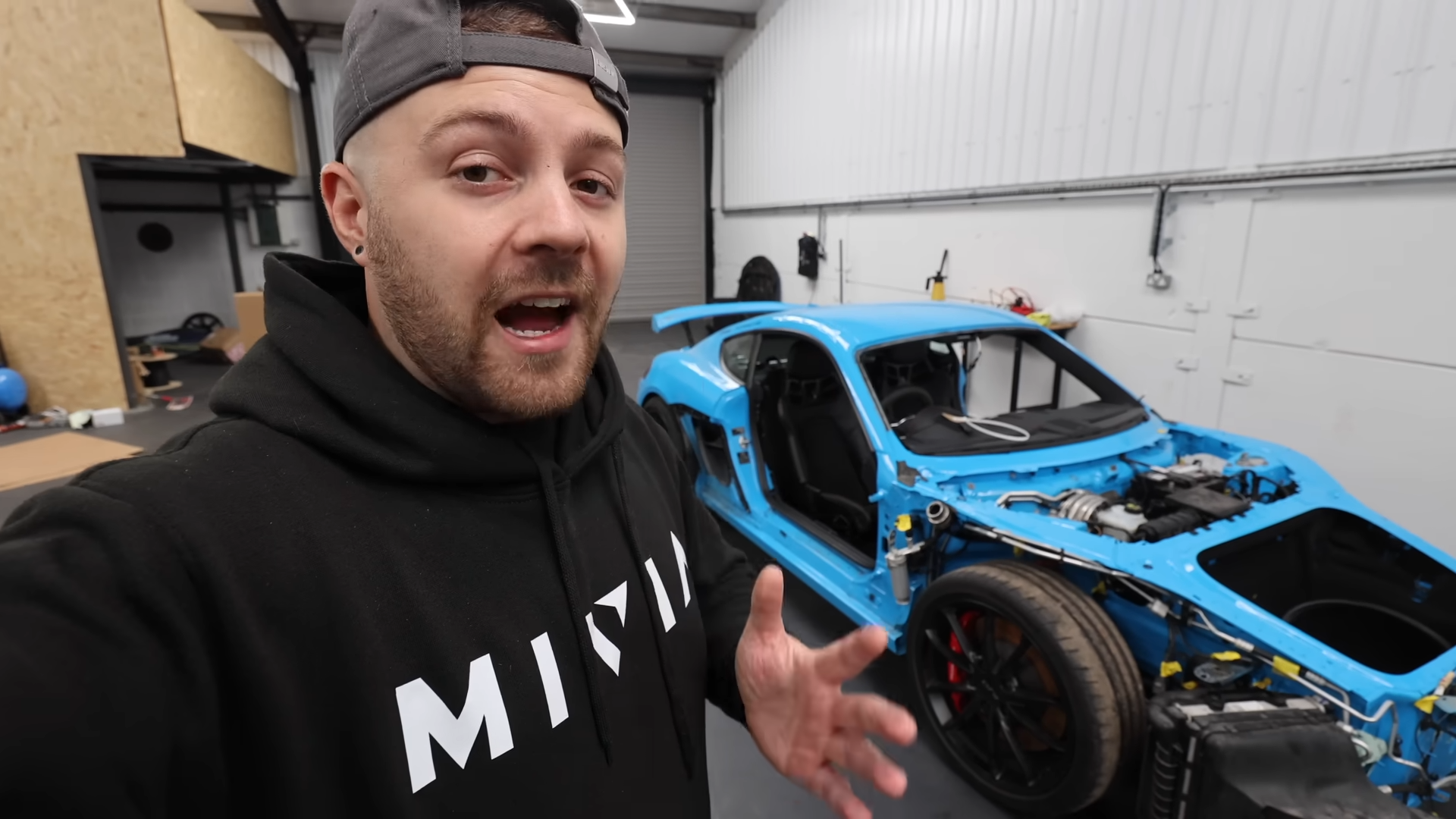 Transforming a damaged Porsche GT4 into a track car