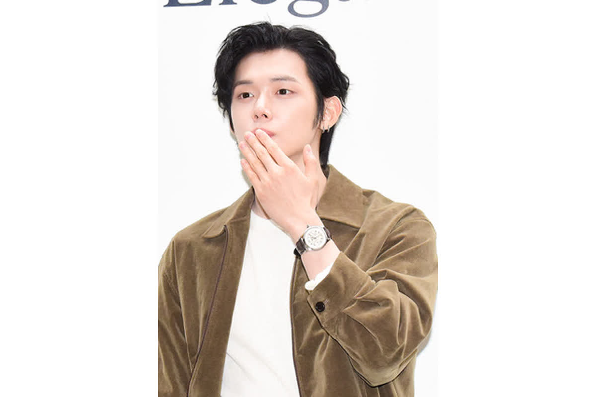 [포토] TXT 연준 '심쿵 손키스'