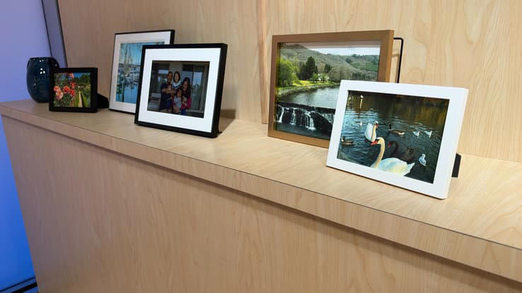 Echo Time et Picture Frame : Amazon réinvente le réveil-matin et le ...