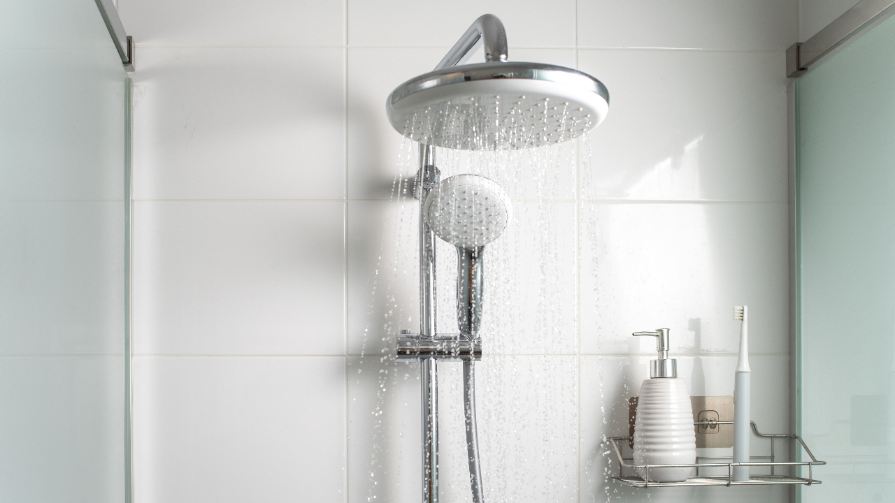 เปิดเทคนิคอาบน้ำแบบ contrast shower กระตุ้นภูมิคุ้มกัน เลือดลมแล่น ฟีล ...