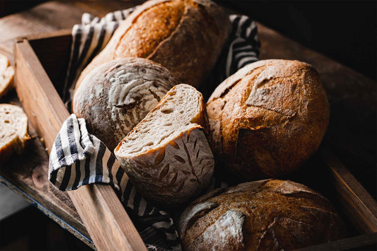 Keep bread fresh and mold-free for days, if not weeks, longer with this ...