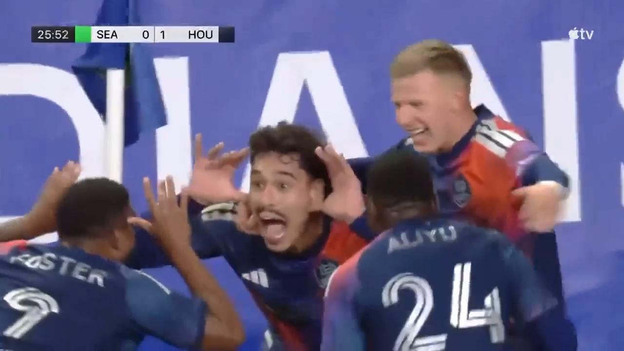 Moment: Brazil's Lucas Halter scores first MLS goal and sets new single ...
