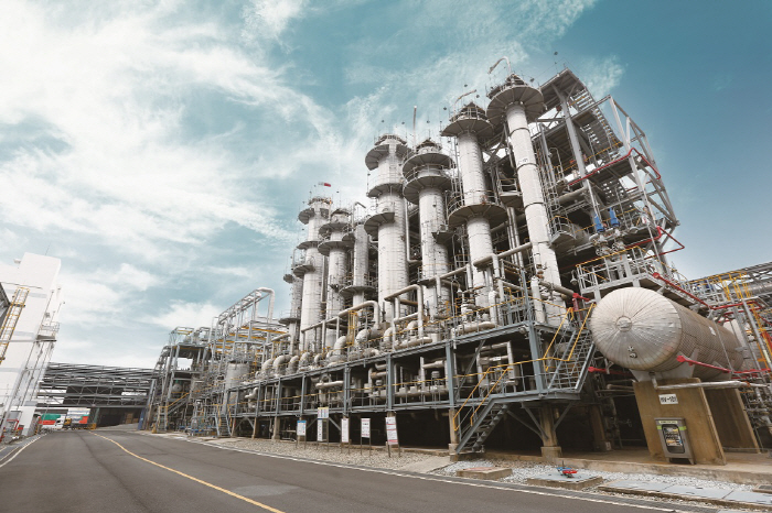 Kumho Petrochemical Group boosts R&D investment to strengthen ...