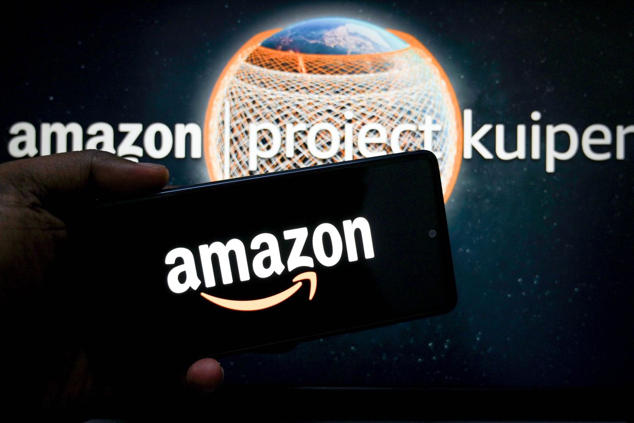 Amazon could buy Viasat as AST SpaceMobile tries rival bid, satellite ...